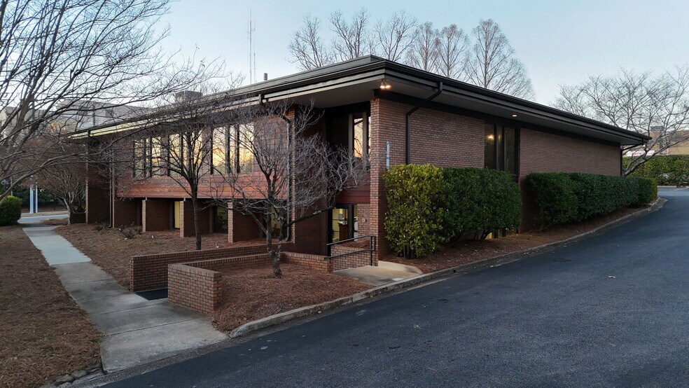 195 King Ave, Athens, GA à louer - Photo de l’immeuble – Image 2 sur 75