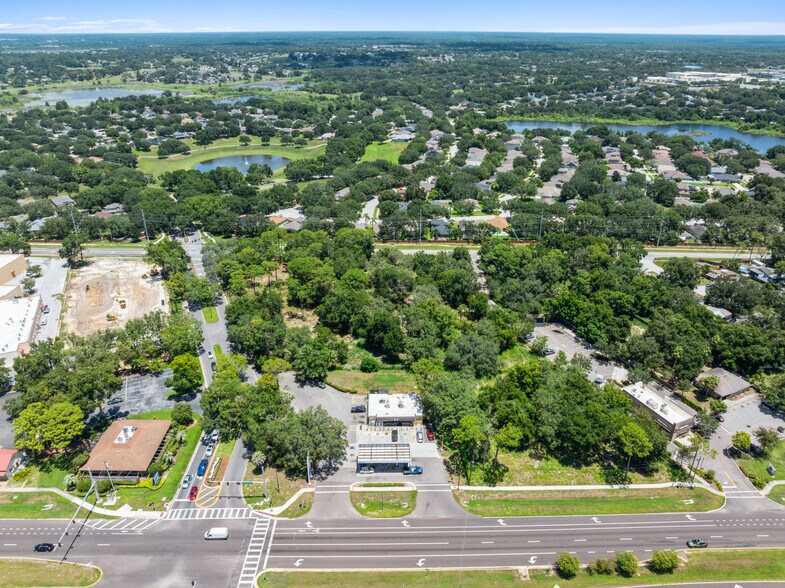 1439 W Orange Blossom Trl, Apopka, FL à vendre - Photo de l’immeuble – Image 3 sur 9