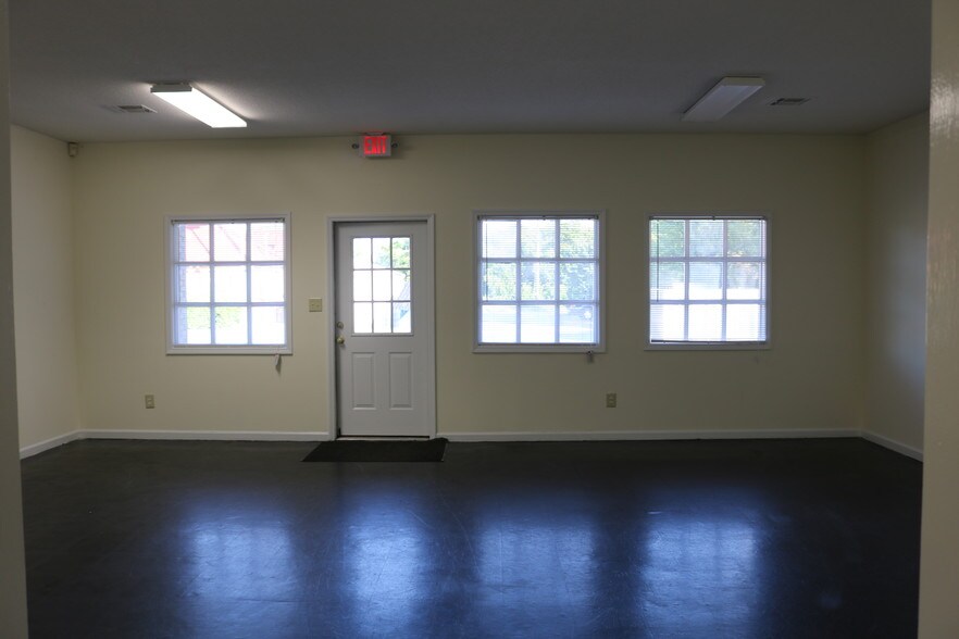 614 E Martintown Rd, North Augusta, SC à louer - Photo intérieure – Image 3 sur 6