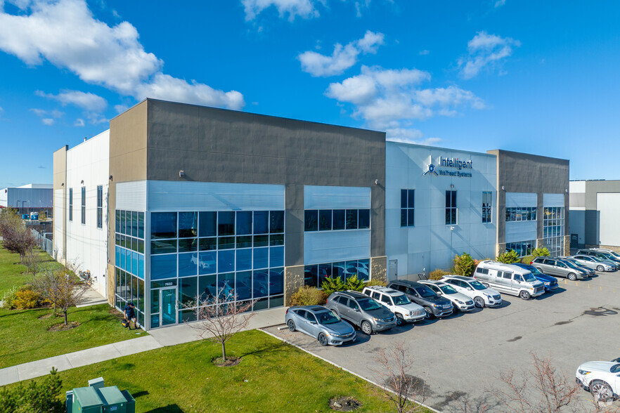 7615-7633 57th St SE, Calgary, AB à vendre - Photo principale – Image 1 sur 5
