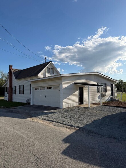 400 W 5th St, Adel, GA à louer - Photo de l’immeuble – Image 2 sur 14
