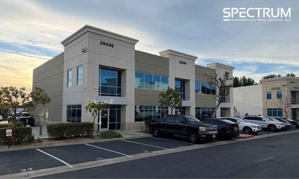 28482-28486 Constellation Rd, Valencia, CA à louer - Photo principale – Image 1 sur 13