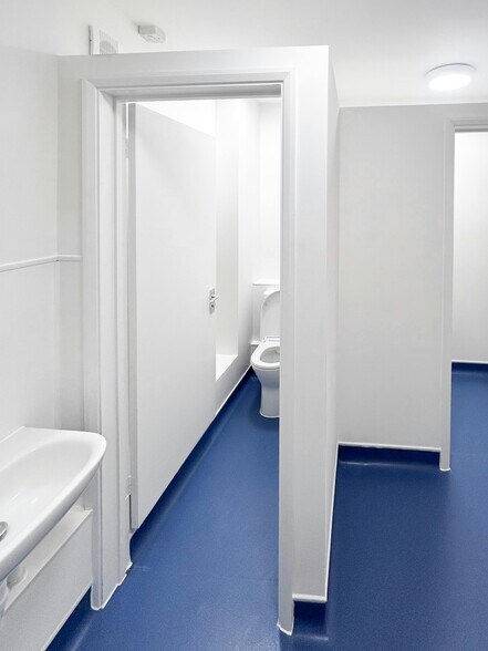 34 Mansfield Rd, Ilford à louer - Photo de l’immeuble – Image 2 sur 14