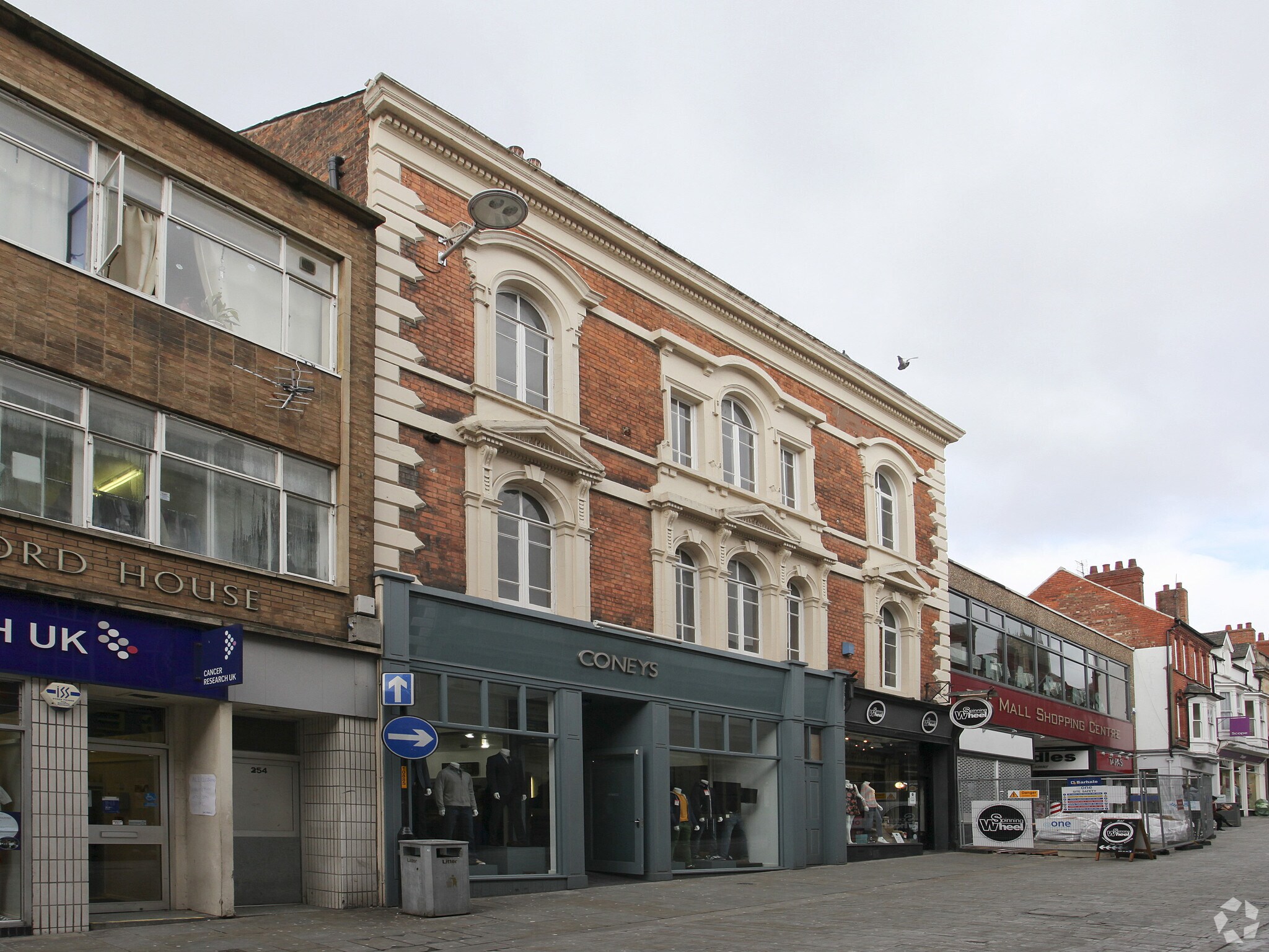 256 High St, Lincoln à louer Photo de l’immeuble– Image 1 sur 3