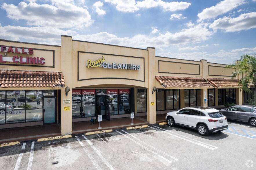 15315-15327 S Dixie Hwy, Palmetto Bay, FL à louer - Photo principale – Image 3 sur 4