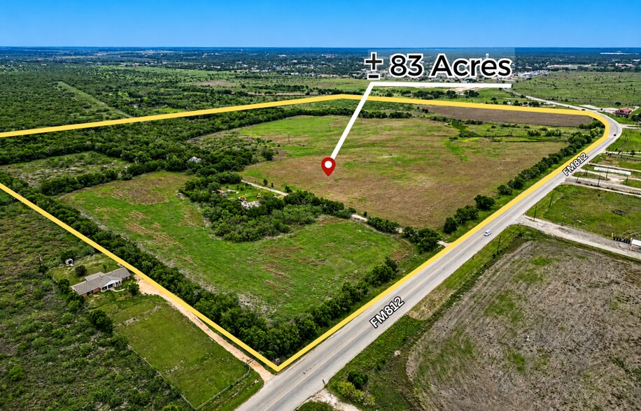 FM 812, Del Valle, TX à vendre - Photo principale – Image 1 sur 6