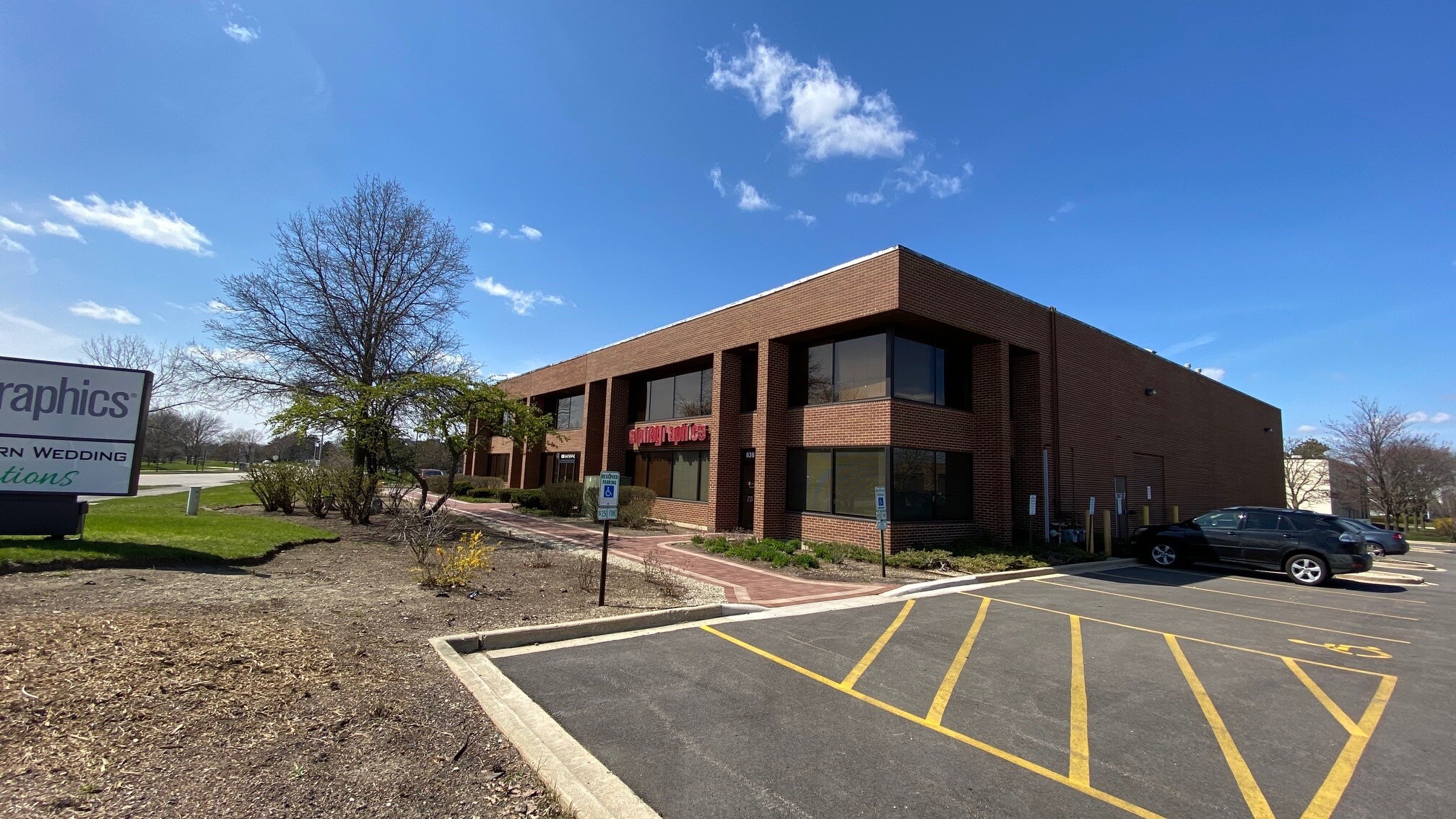 636 Remington Rd, Schaumburg, IL à louer Photo principale– Image 1 sur 10