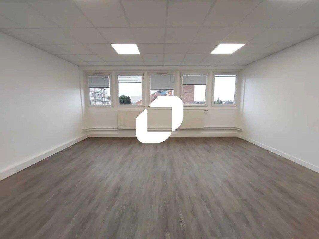 Bureau dans Maurepas à louer Photo intérieure– Image 1 sur 8