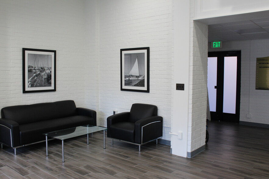 177-179 Admiral Cochrane Dr, Annapolis, MD à louer - Hall d’entrée – Image 3 sur 7
