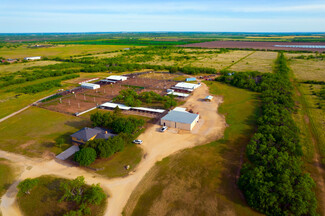 Plus de détails pour 1200 County Road 108, Santa Anna, TX - Spécialisé à vendre