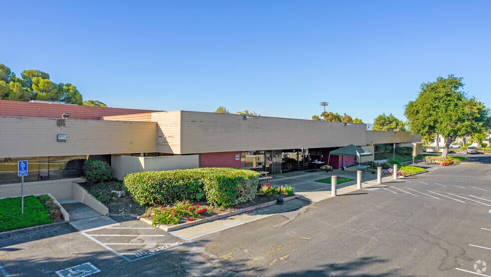 3100-3118 Patrick Henry Dr, Santa Clara, CA à vendre - Photo de l’immeuble – Image 2 sur 13