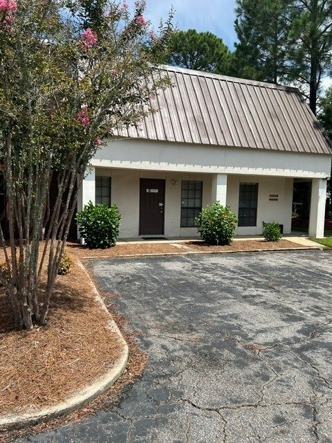 3000 Nine Mile Rd, Pensacola, FL à louer Photo de l’immeuble– Image 1 sur 8