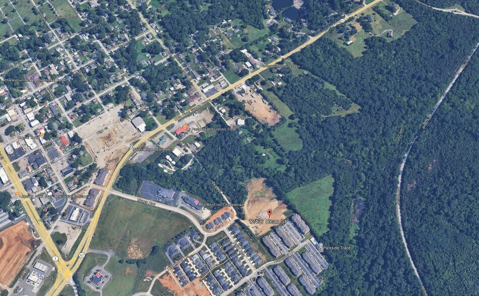 12437 Dean St, Charlestown, IN à vendre - Photo de l’immeuble – Image 1 sur 2