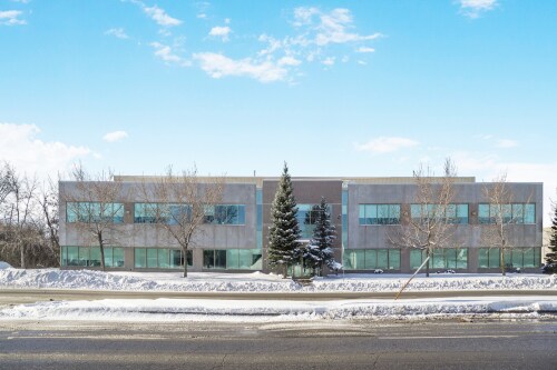 2111 Ave 32nd, Montréal, QC à vendre - Photo de l’immeuble – Image 1 sur 4