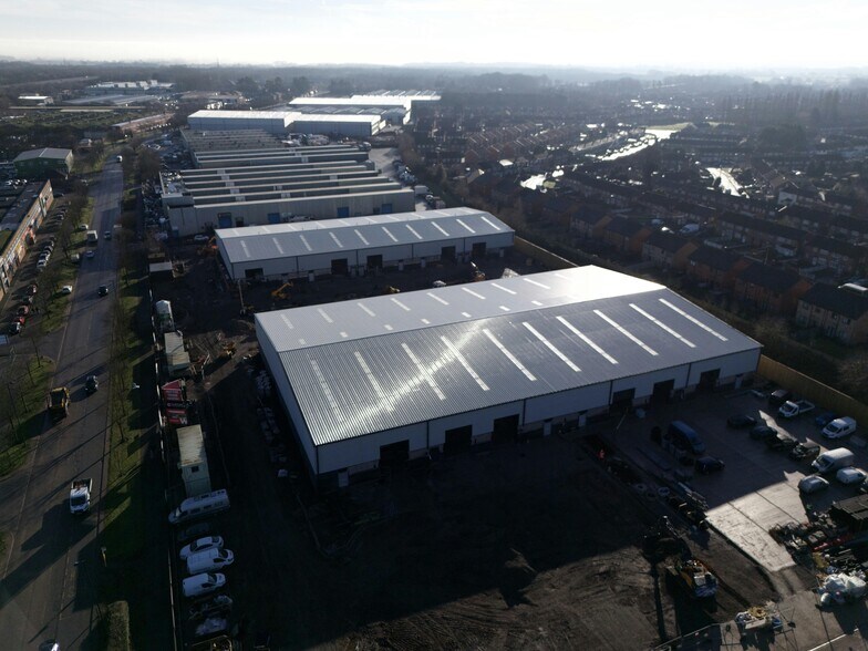 Huyton Trade Park, Liverpool à louer - Photo de l’immeuble – Image 3 sur 8