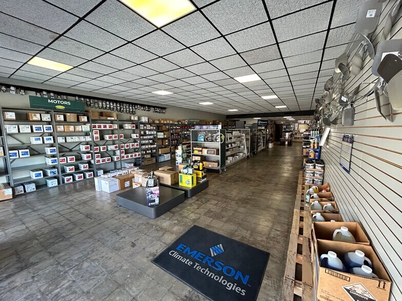 211 W Main St, Shawnee, OK à vendre - Photo de l’immeuble – Image 3 sur 5