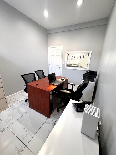 303 Semel Ave, Garfield, NJ à louer - Photo intérieure – Image 3 sur 9