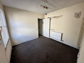 2 De La Beche St, Swansea à louer Photo intérieure– Image 1 sur 6