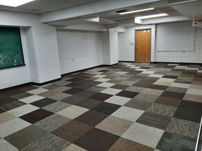 5877 Commerce St, Pittsburgh, PA à louer Photo intérieure– Image 2 sur 3
