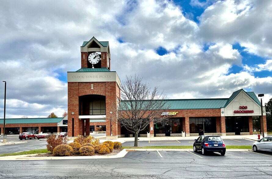19-75 S Randall Rd, North Aurora, IL à louer - Photo principale – Image 1 sur 6