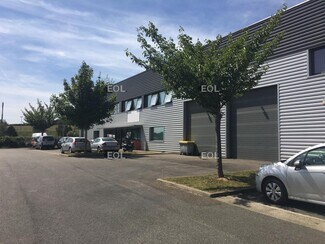 Plus de détails pour Local d'activités à louer