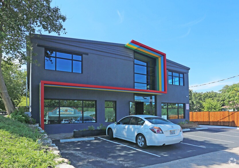 2810 S 1st St, Austin, TX à louer - Photo de l’immeuble – Image 3 sur 16