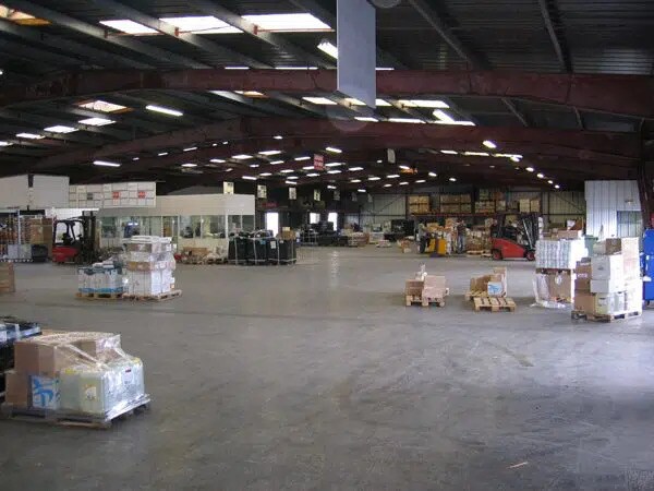 Industriel/Logistique dans Chilly-Mazarin à louer - Photo de l’immeuble – Image 3 sur 7