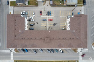 1010 Railway St, Crossfield, AB - VUE AÉRIENNE vue de carte - Image1