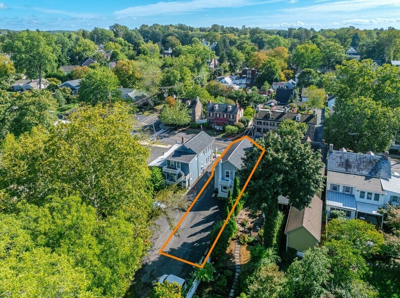154 N State St, Newtown, PA à vendre - Aérien – Image 3 sur 10