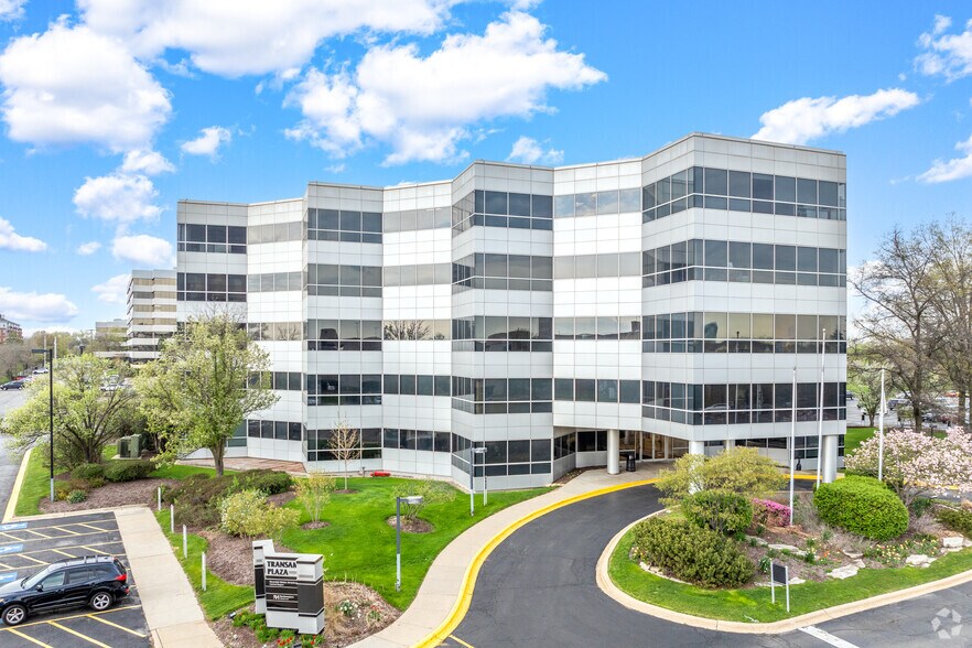2 Transam Plaza Dr, Oakbrook Terrace, IL à louer - Photo principale – Image 1 sur 20