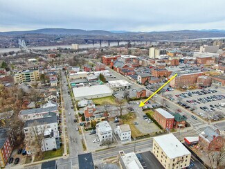 Plus de détails pour 50 Academy St, Poughkeepsie, NY - Logement à vendre