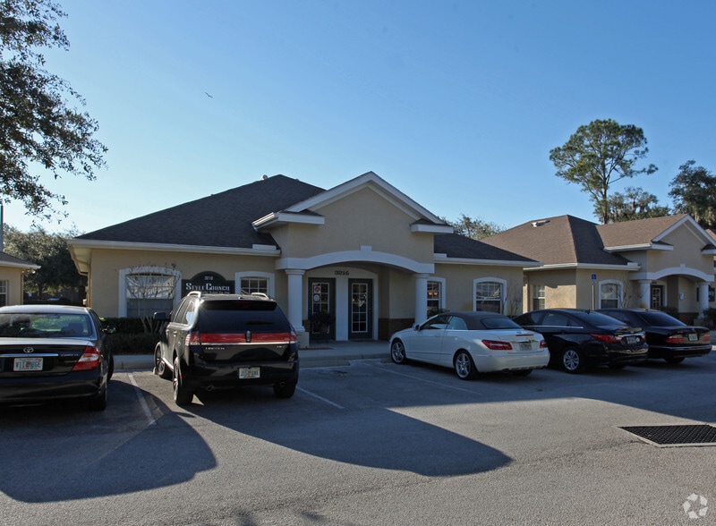 3216 Cove Bend Dr, Lutz, FL à louer - Photo principale – Image 1 sur 14