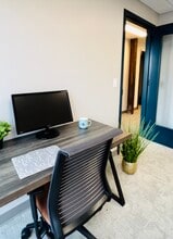 4045 S Broadway, Englewood, CO à louer Photo de l’immeuble– Image 2 sur 2