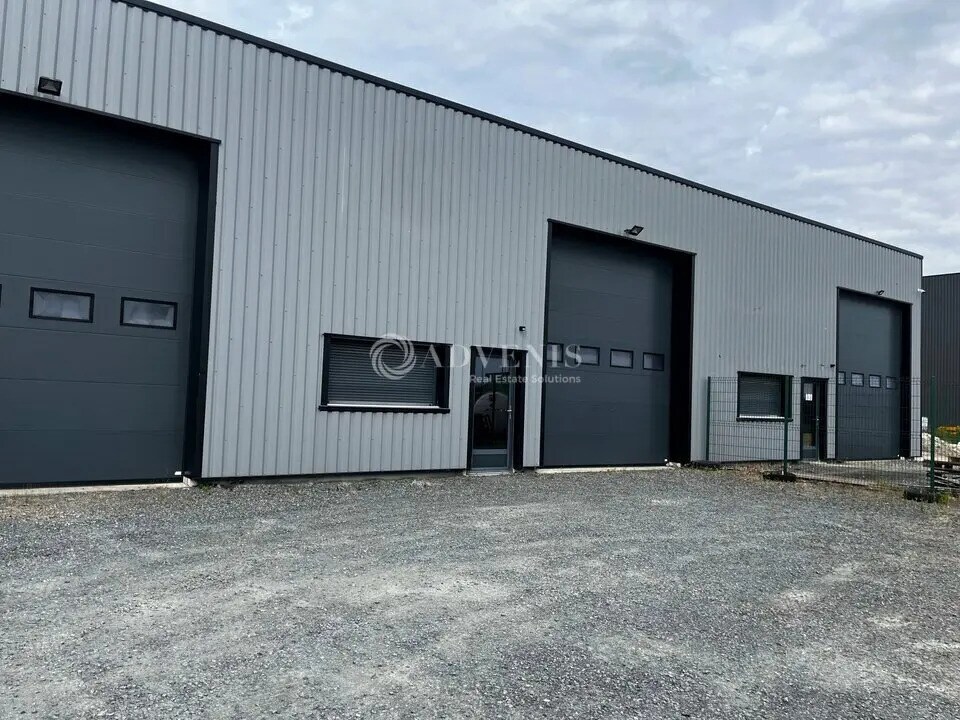 Local d’activités dans Chanceaux-sur-Choisille à louer Photo de l’immeuble– Image 1 sur 12