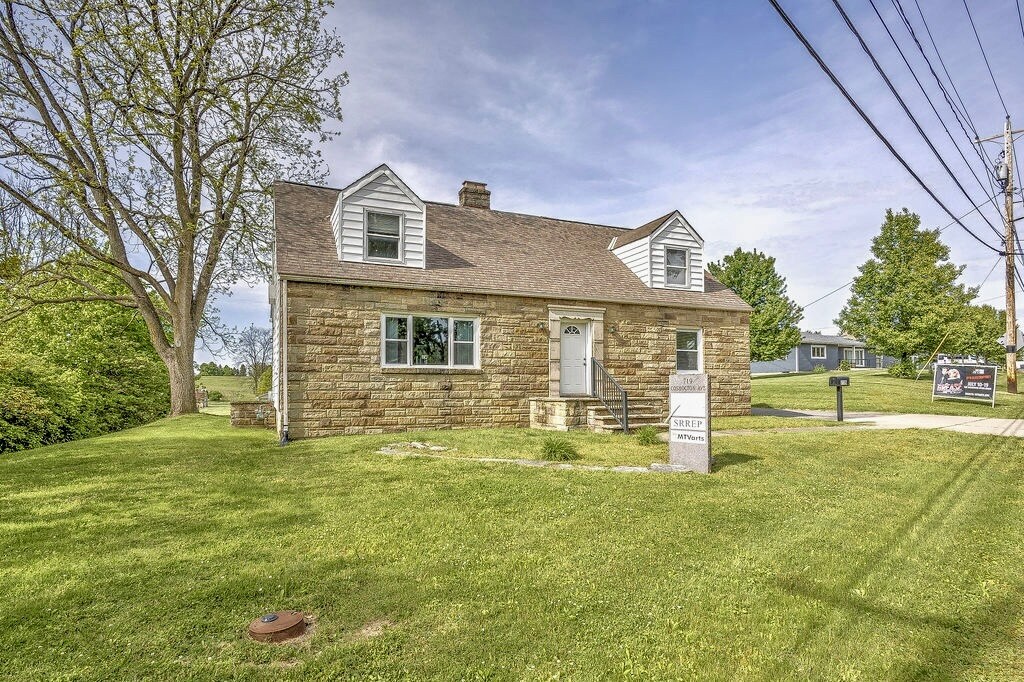 719 Coshocton Ave, Mount Vernon, OH à vendre Photo de l’immeuble– Image 1 sur 49