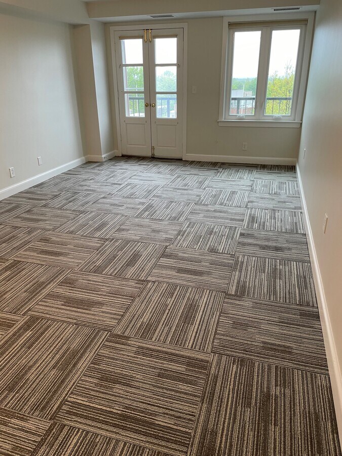 4801 Wisconsin Ave NW, Washington, DC 20016 - Lot 503 - - Photo intérieure - Image 1 of 3