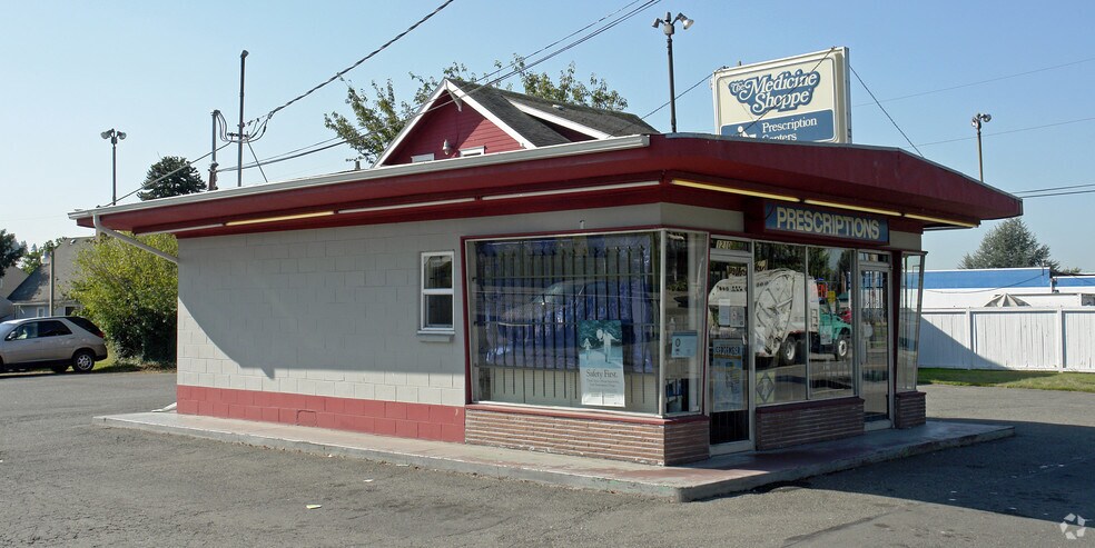 1210 E Main Ave, Puyallup, WA à vendre - Photo de l’immeuble – Image 2 sur 6