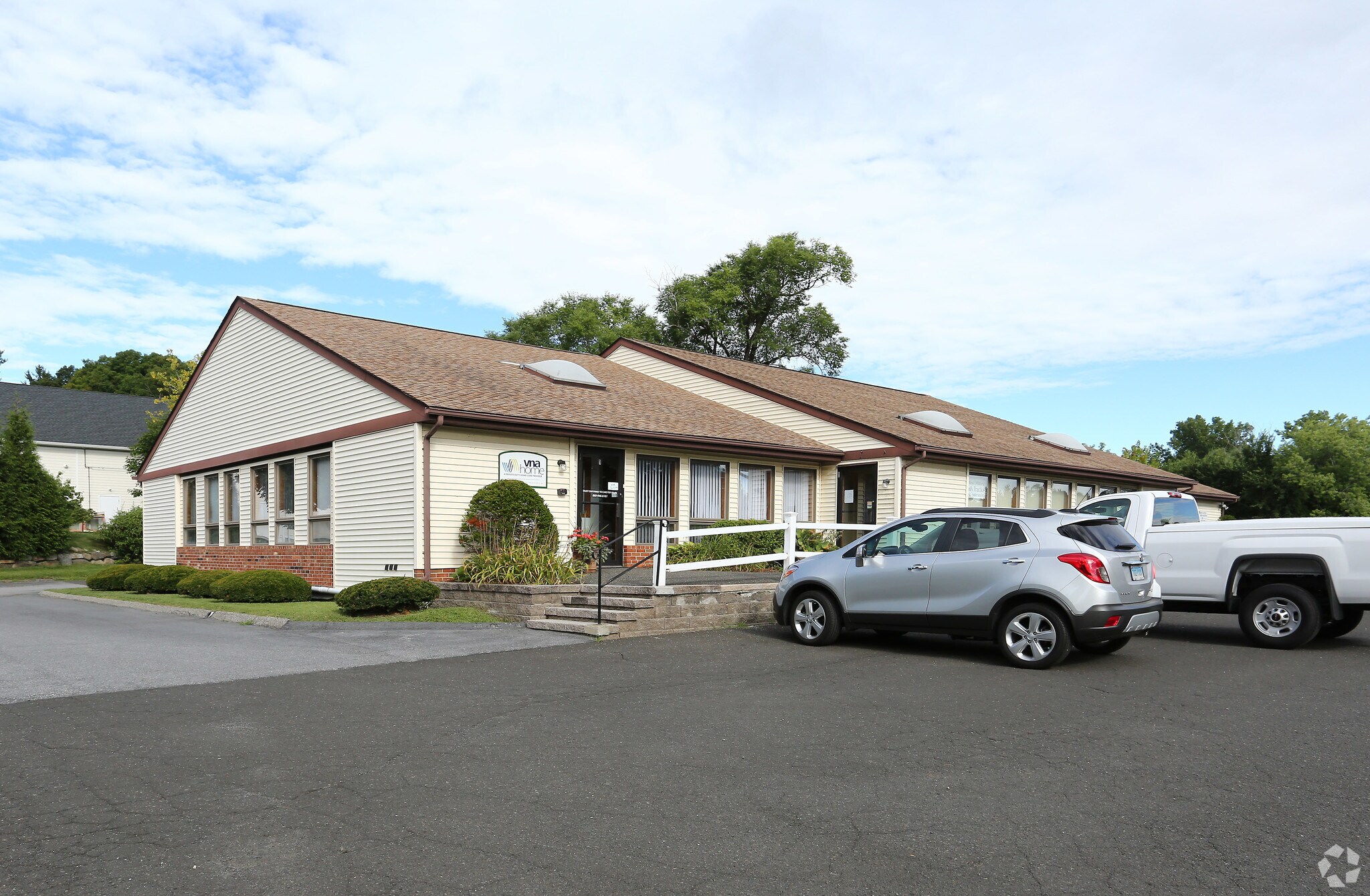 1 Old Park Lane Rd, New Milford, CT à louer Photo principale– Image 1 sur 10