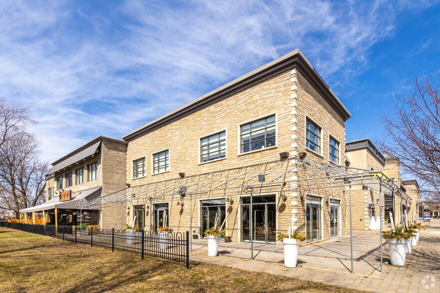 465-467 Rue Notre-Dame, Repentigny, QC à louer - Photo de l’immeuble – Image 3 sur 8
