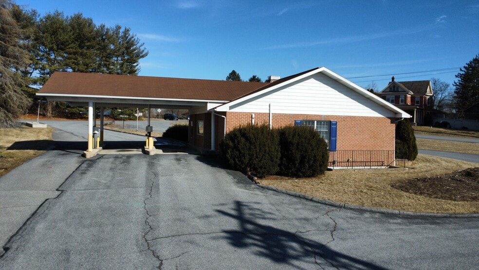 3301 Easton Ave, Bethlehem, PA à louer - Photo de l’immeuble – Image 2 sur 10