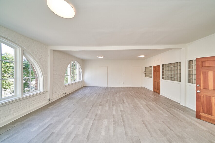 7900 Santa Monica Blvd, West Hollywood, CA à louer - Photo intérieure – Image 2 sur 3