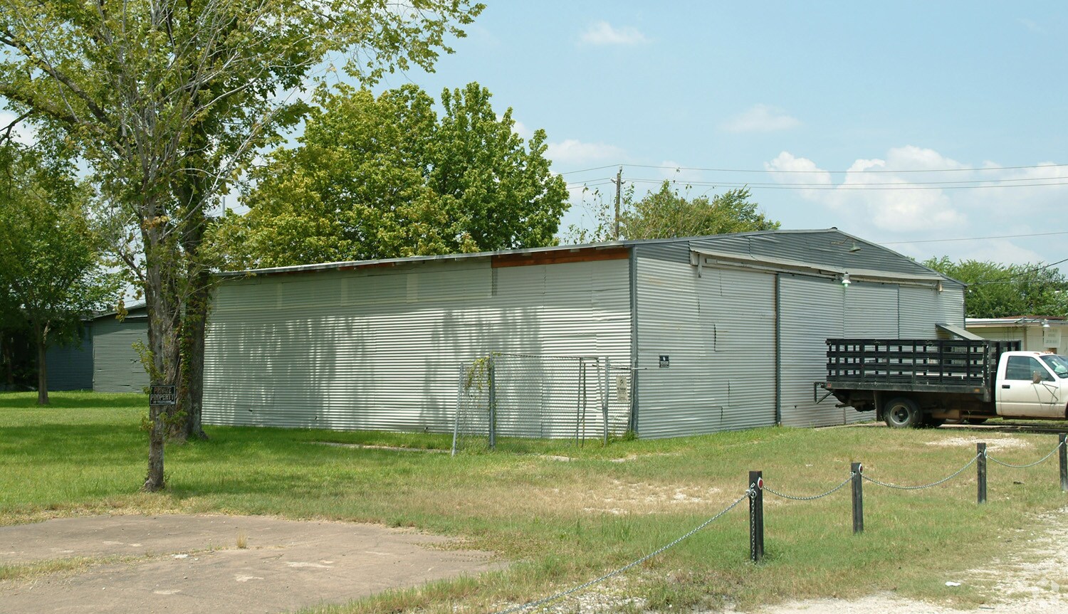 3613 Lumberdale Rd, Houston, TX à louer Photo principale– Image 1 sur 9