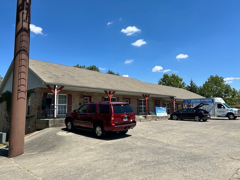808 Kraft St, Clarksville, TN à vendre - Photo de l’immeuble – Image 2 sur 10