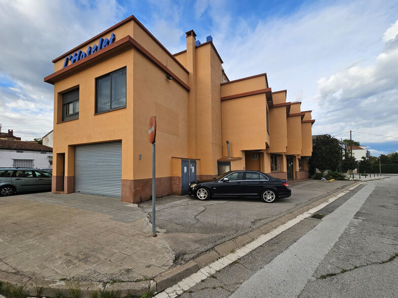 Services hôteliers dans Sant Celoni, Barcelona à vendre - Photo de l’immeuble – Image 1 sur 19