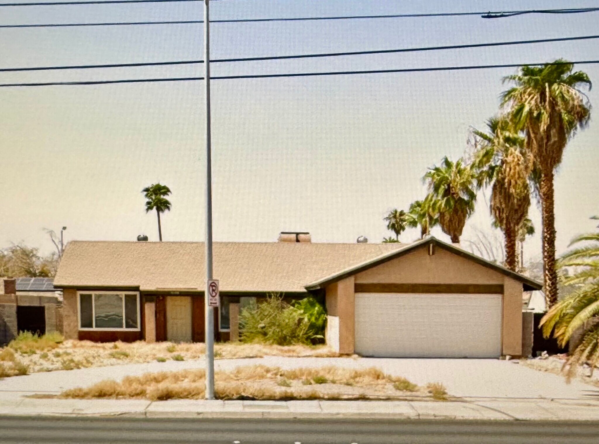 5209 S Eastern Ave, Las Vegas, NV à vendre Photo principale– Image 1 sur 4
