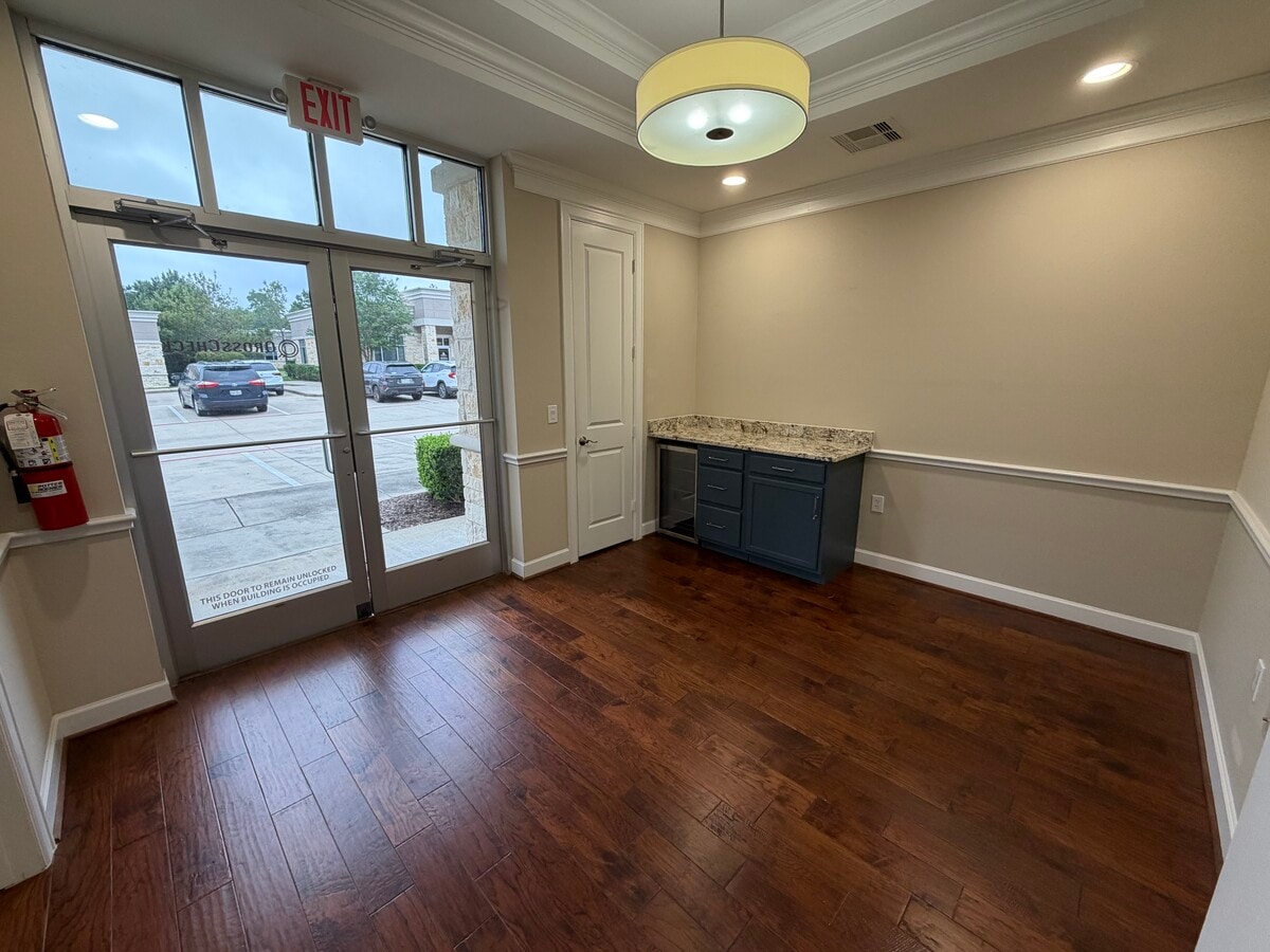 2219 Sawdust Rd, The Woodlands, TX 77380 - Lot 1301 - - Photo intérieure - Image 1 of 3