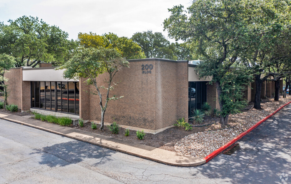 8900 Shoal Creek Blvd, Austin, TX à louer - Photo de l’immeuble – Image 2 sur 6