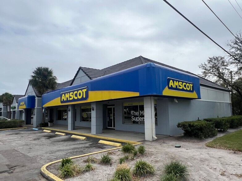 7190-7250 Ulmerton Rd, Largo, FL à louer - Photo de l’immeuble – Image 3 sur 7