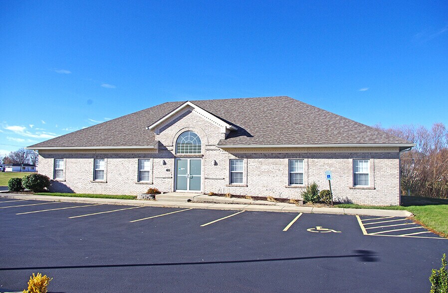 411 Edwardsville Rd, Troy, IL à louer - Photo principale – Image 1 sur 2