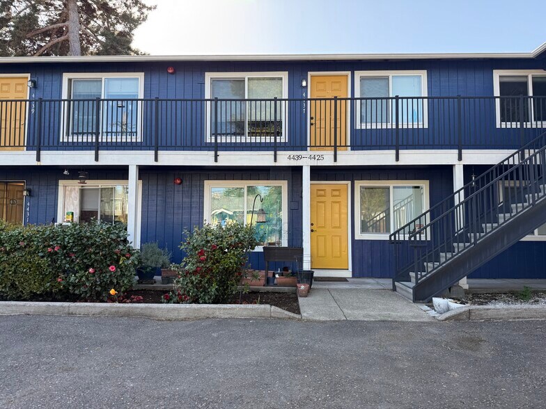 4425 SE 26TH Ave, Portland, OR à vendre - Photo de l’immeuble – Image 3 sur 9